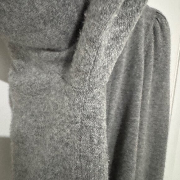 Alice + Olivia Kitty Puff Sleeve Cardigan - Sz XL - Like New, Always Sold Out! - Picture 7 of 8